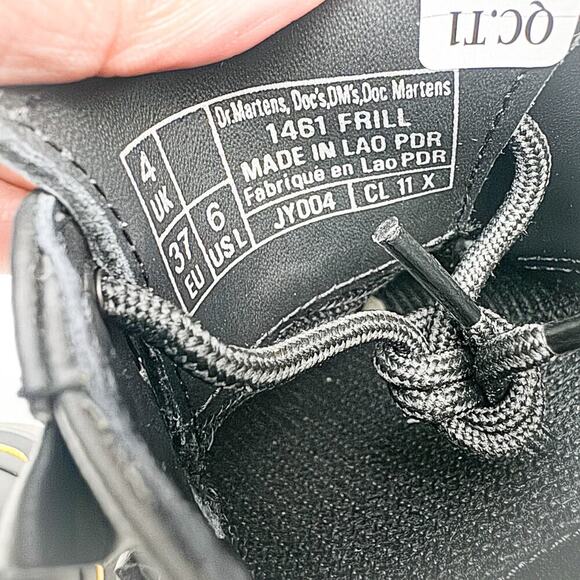 Dr. Martens Docs 1461 Frill Black Ruffled Leather Accent Loafer Size 6 NWT - Picture 4 of 6